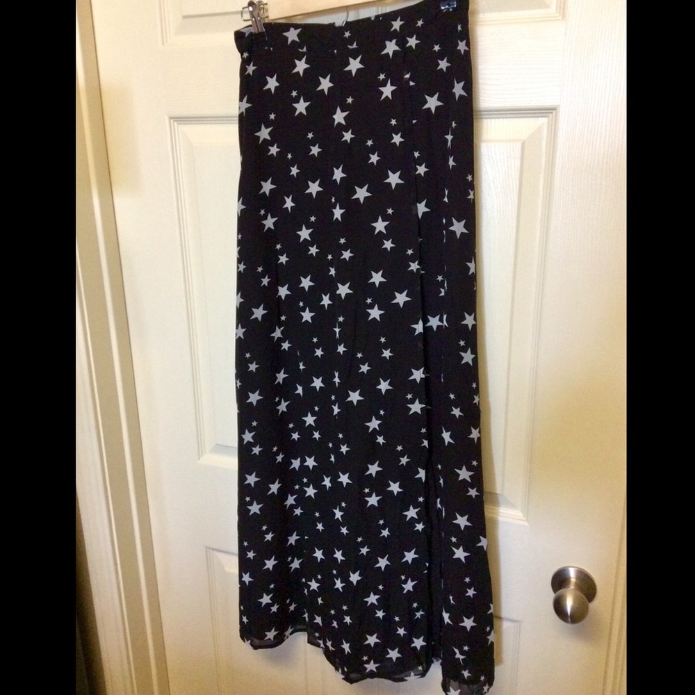 Forever 21 starry full length skirt
